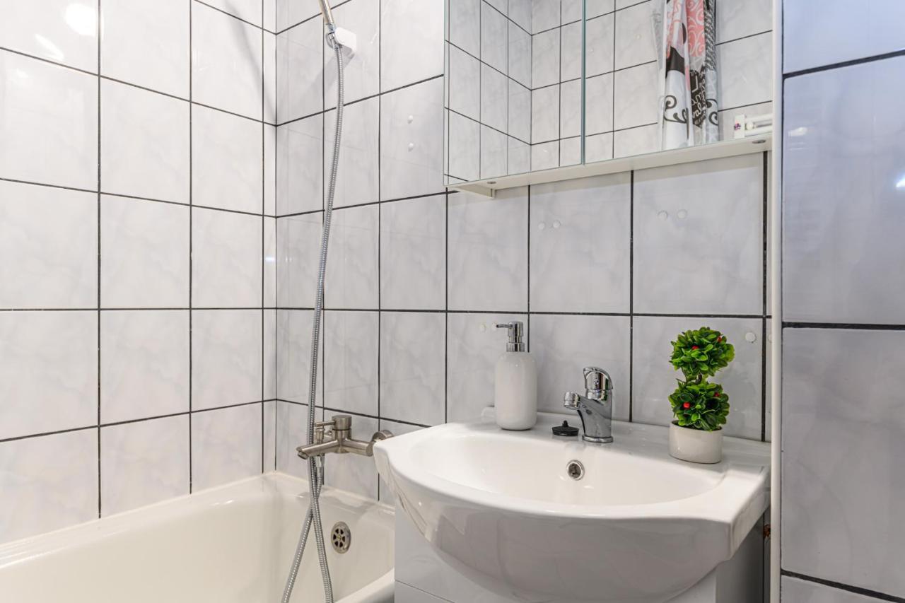 Jad - Family - Studios - Soarelui 8 Brasov Ngoại thất bức ảnh
